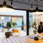 Colo Colo Hostel Valencia
