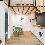 Marie Curie Flats, Lovely Duplex 3