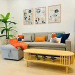 Loft 1 - Space & Conform Close To Center