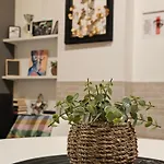 Hlius Brand New Apartments