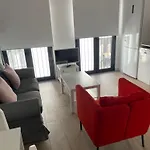 Apartamentos Hiedra y Tapinería Mercado Central