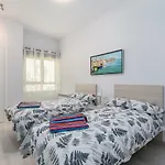 Luxury Beach Front Apartment With Pool