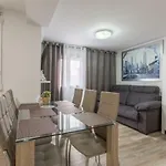 Versus Apartments Near City Of Arts 2
