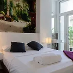 Serranos Apartment