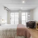 47 Carrer De Cadis, Puerta 1