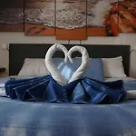 Namaste Rooms (Adults Only)