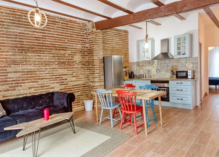 Beams & Bricks
