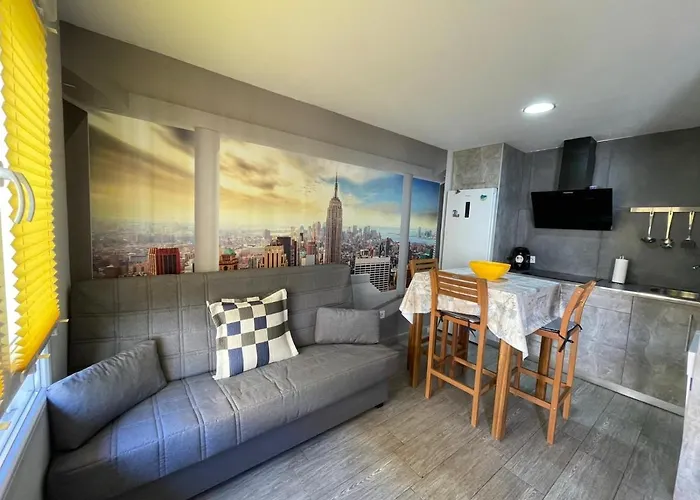 Apartment Near Arts & Science