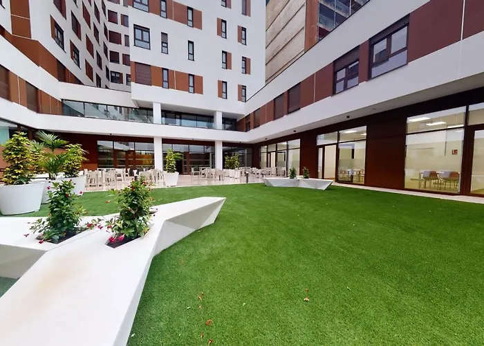 Micampus Avenida Del Puerto - Residencia De Estudiantes