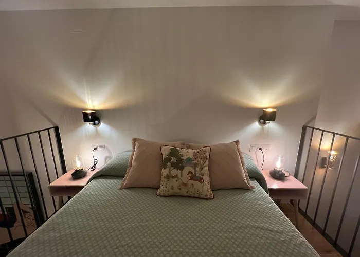 Alameda Velvet Ciudad Ciencias - Housevanlive