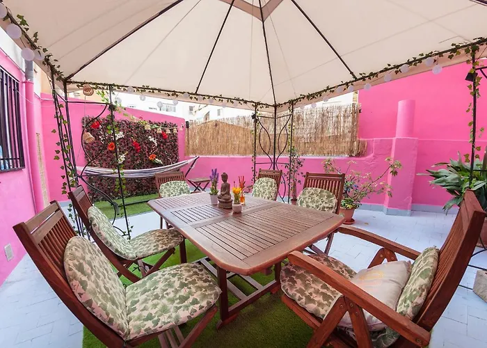 Luxury Artistic Digital Nomad 2 Bedroom W/Terrace