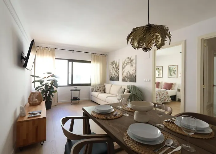 Florit Flats - The Apolo Apartment