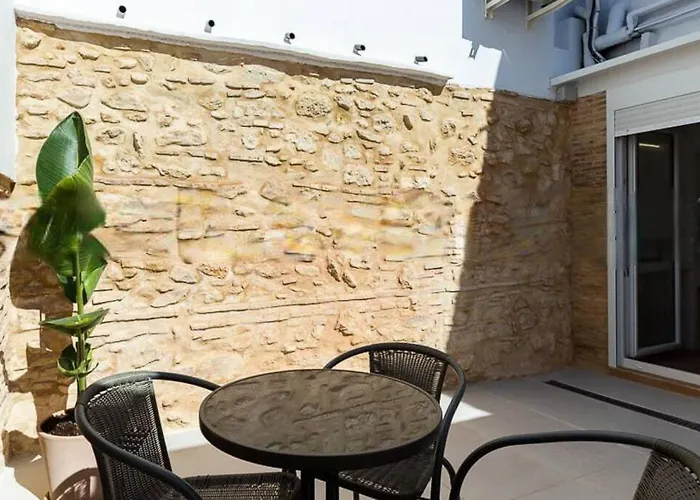 Beautiful Restored House With Terrace