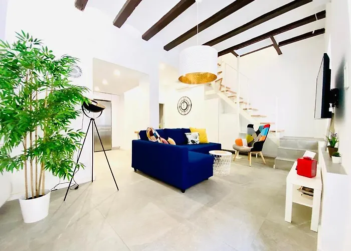 Design & Stylish House In The Center Of Valencia