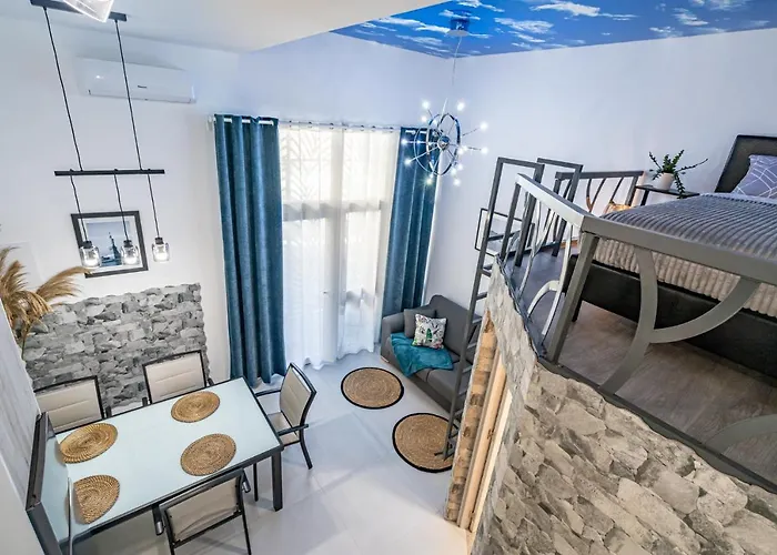 Exquisite Studio Apartment With An Original Design