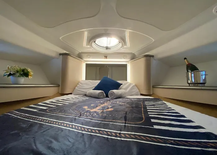 The Valencia Yacht Experience