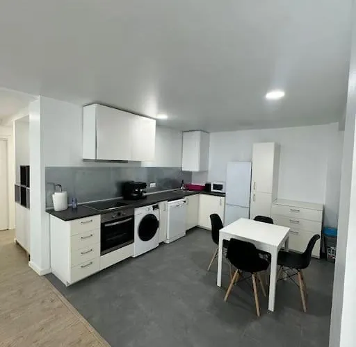 Apartamento Urbano Muy Bien Conectado