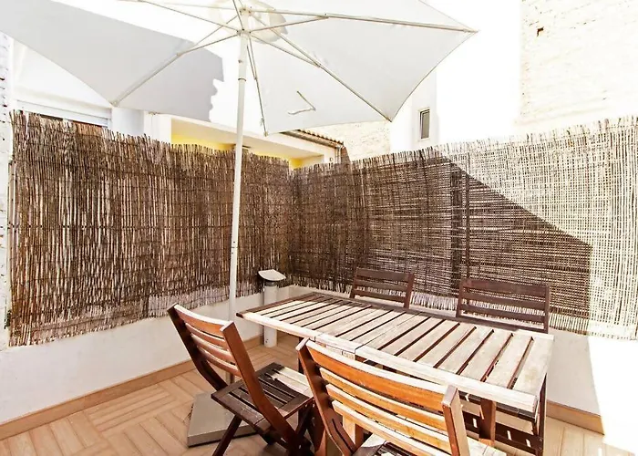 Estudio con terraza privada para disfrutar el sol