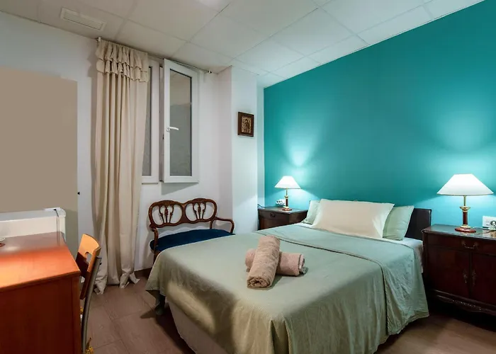 Mirador 1 Del Mercado Central - Habitacion Con Bano Privado En El Centro De La Ciudad Vella