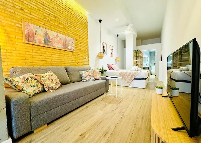 Dorado Cabanyal - Luxury Beachside Charm