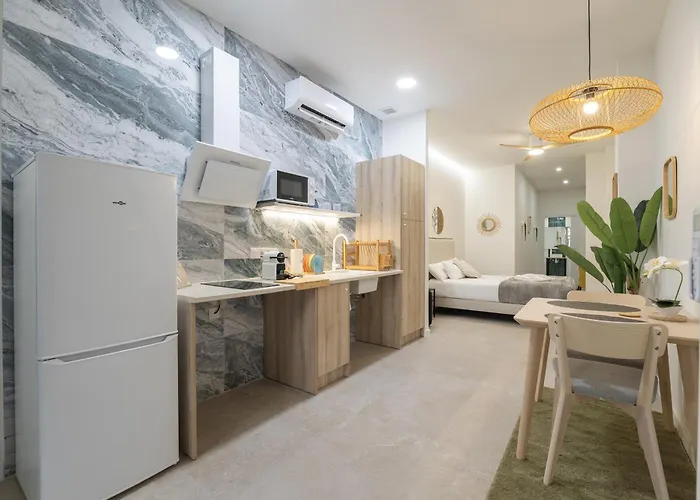 Rmz31 Loft Valencia - Espacioso Y Acogedor Estudio Con Terraza En Zona Ayora