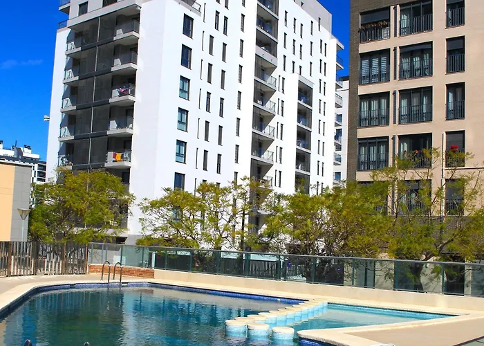 Oceanographic 1 Bedroom Apartment With Balcony & Pool