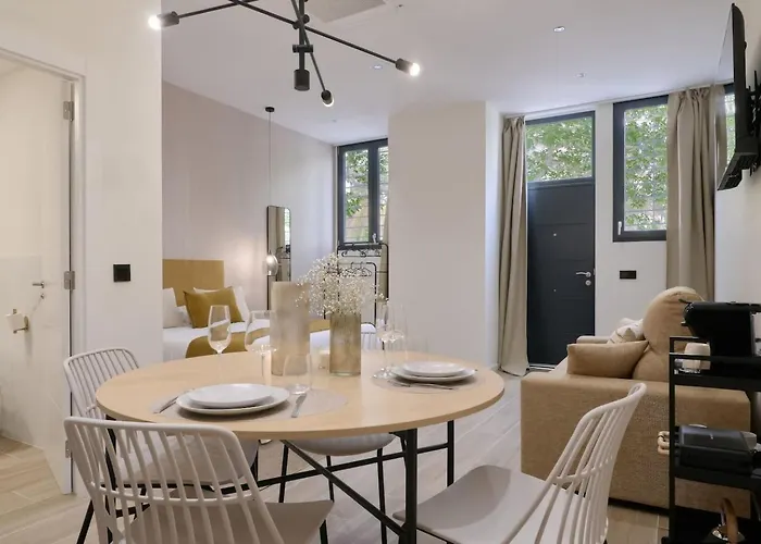 Romantic Apartment N5 Oceanografico Virkin Suites