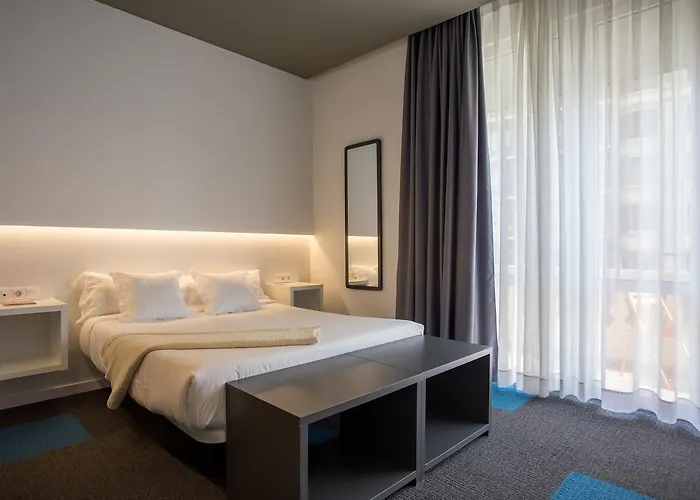 Boutique Creative Rooms