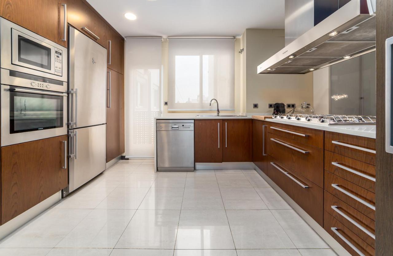 Travel Habitat Atico Ciutat Vella. Apartment Valencia