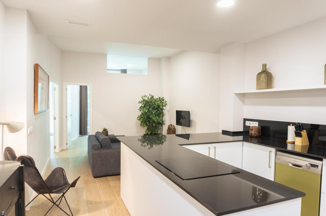 Town Hall Penthouse Apartment *