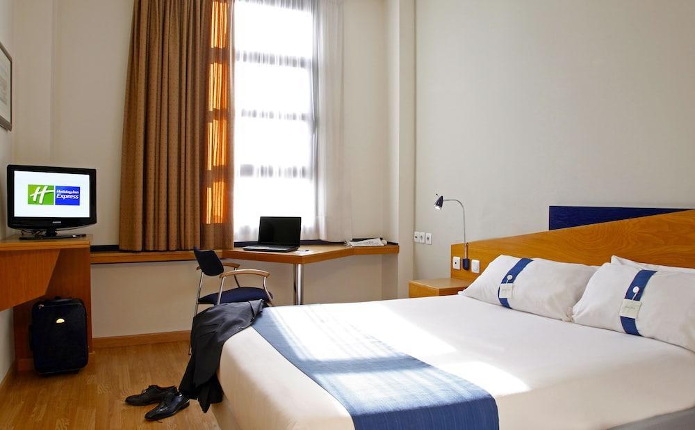 Hotel Express Ciudad De Ciencias, An Ihg Valencia