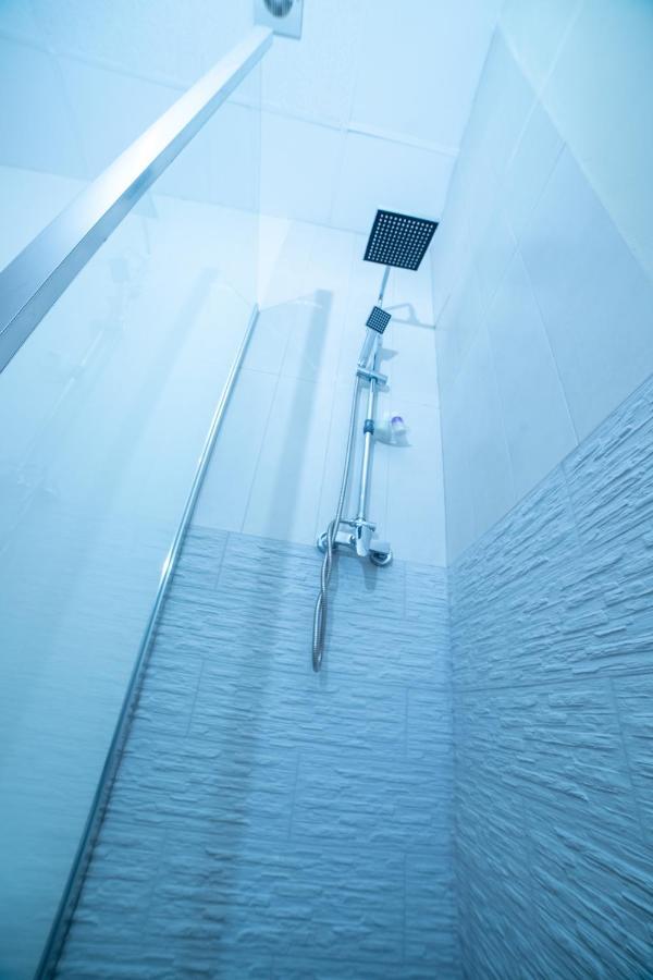 Love hotel Pecalite Space