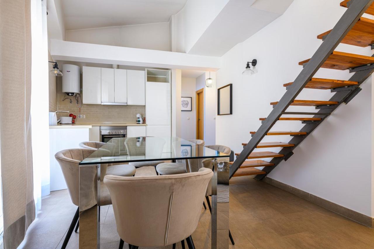 Apartment Balmes Market Mid-term Valencia