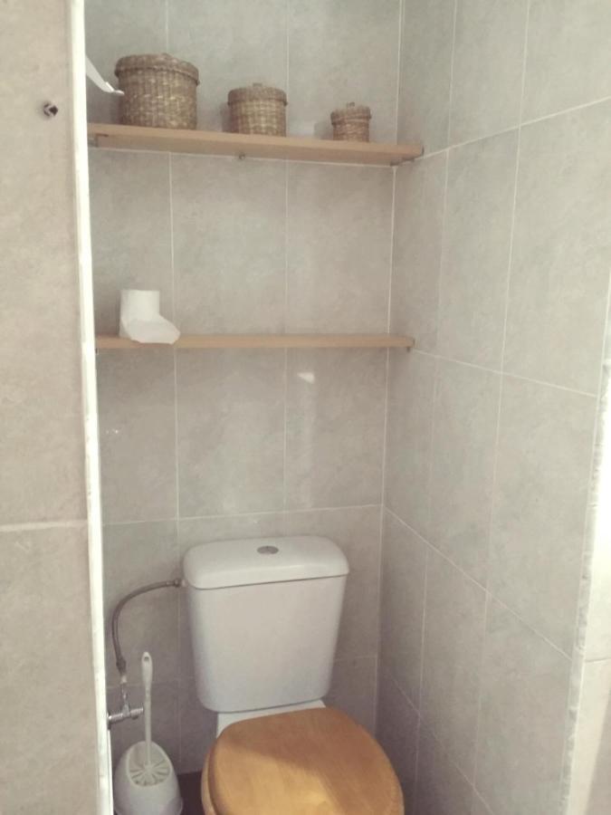 Lovely Three Bedroom Wifi Near Beach Valencia