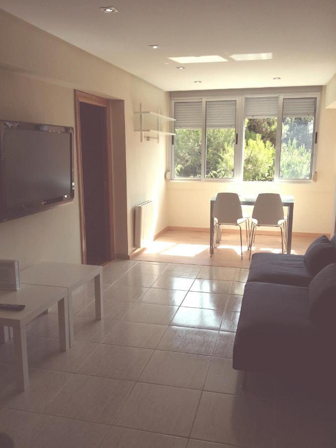 Apartamento Lovely Three Bedroom Wifi Near Beach *