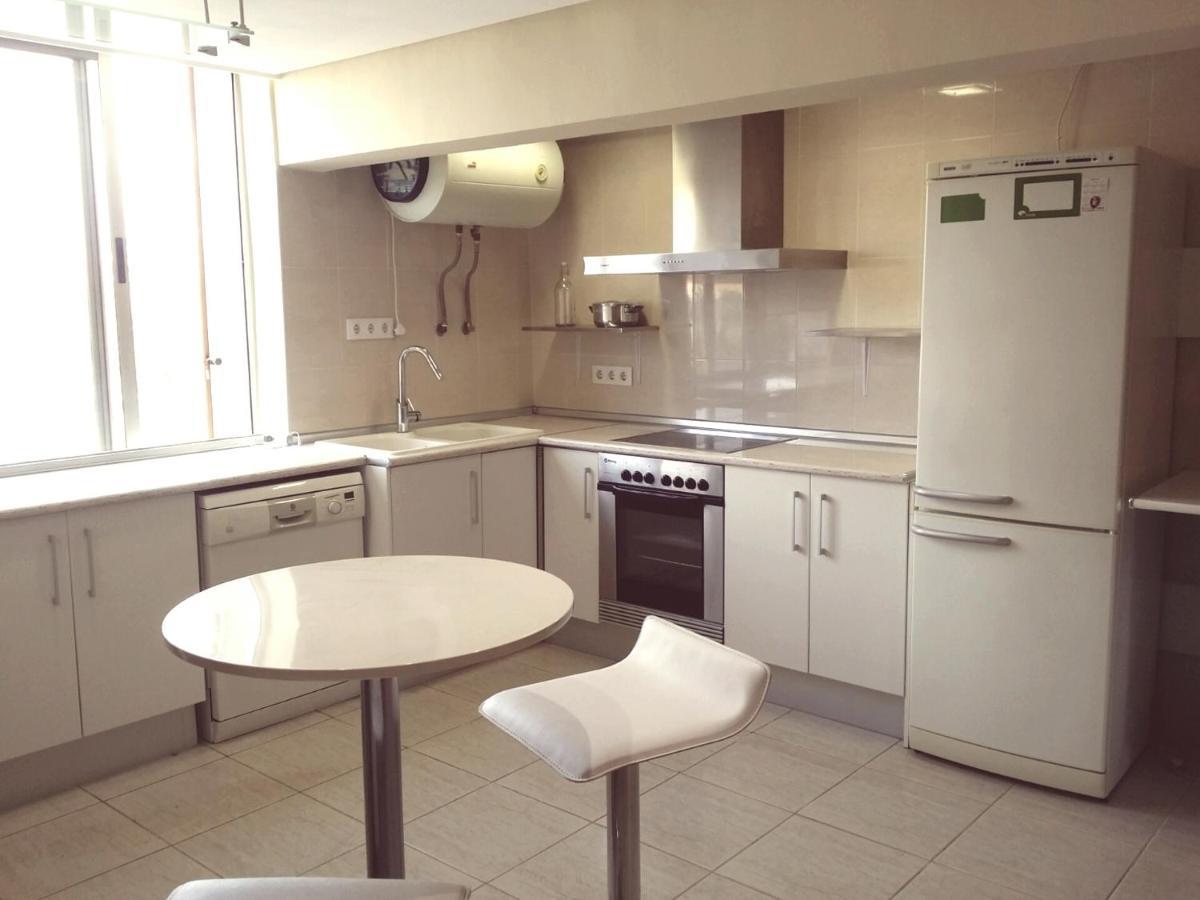 Lovely Three Bedroom Wifi Near Beach