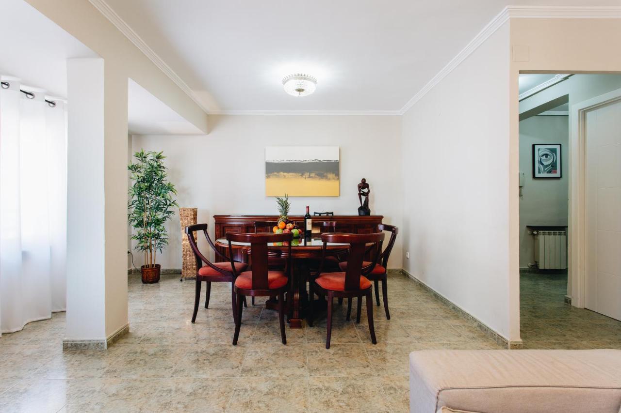 Exclusive 3 Bedroom Beach *