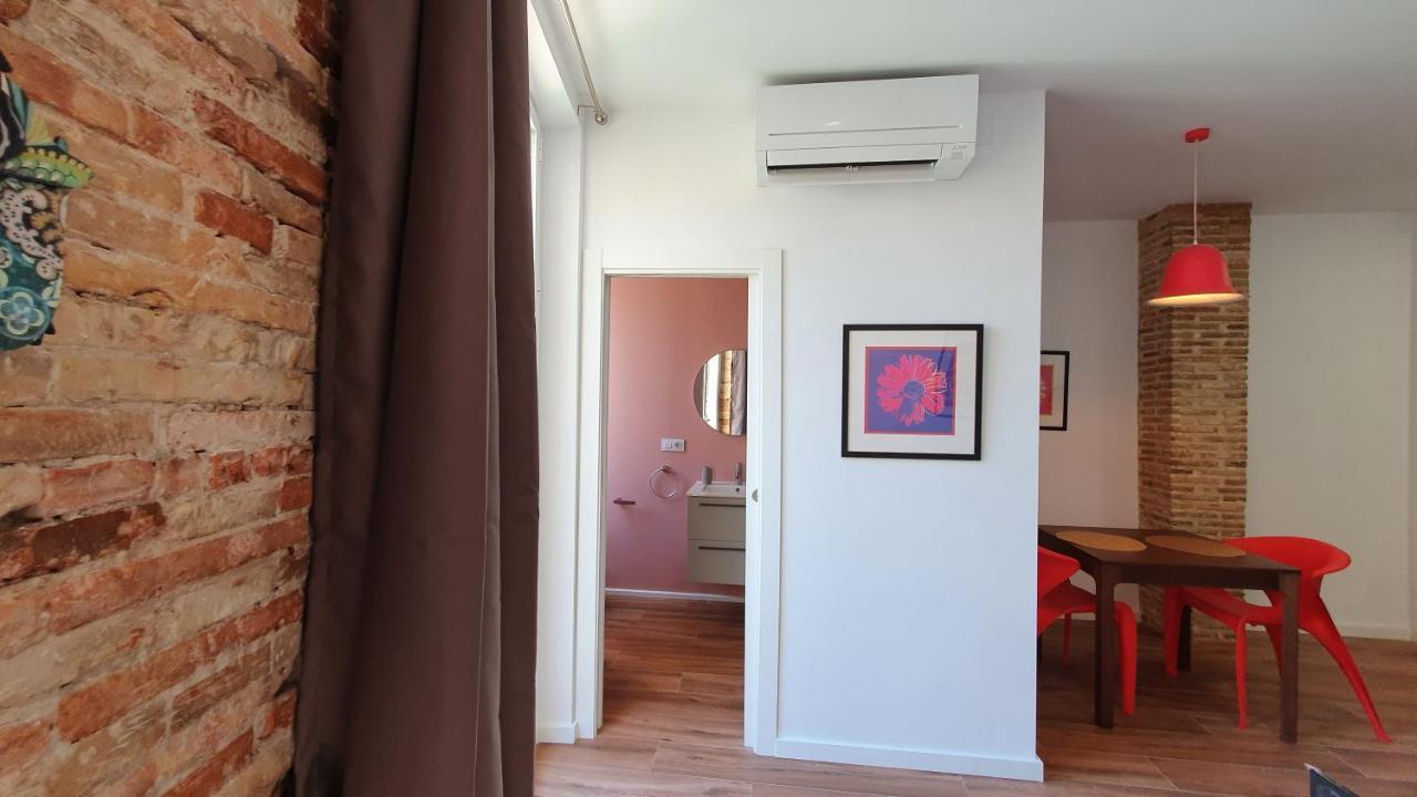 L'arbre Apartment