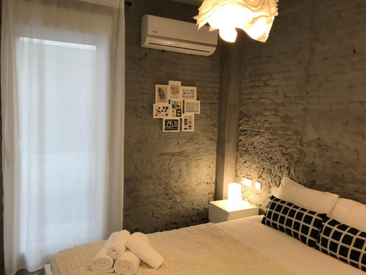 Pequeño Con Mini Piscina Temperatura Ambiente - Wifi Free Apartamento