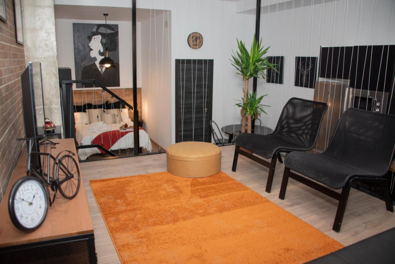 Soraya's Place - Chopín 2 *