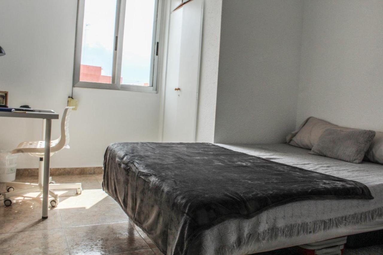 Piso Cerca Playa Todo Nuevo Ideal Familia Y Grupos . Actor A Valencia