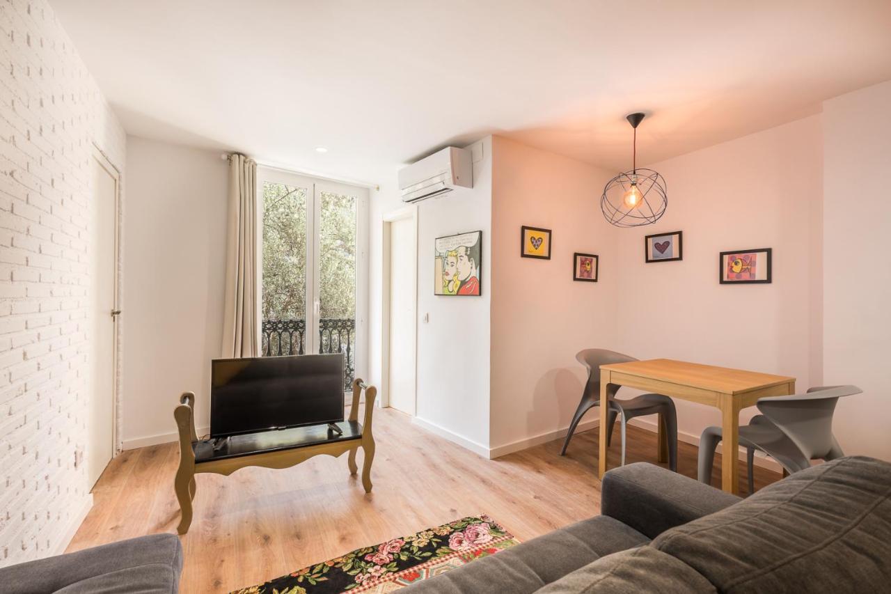 L'arbre Apartment