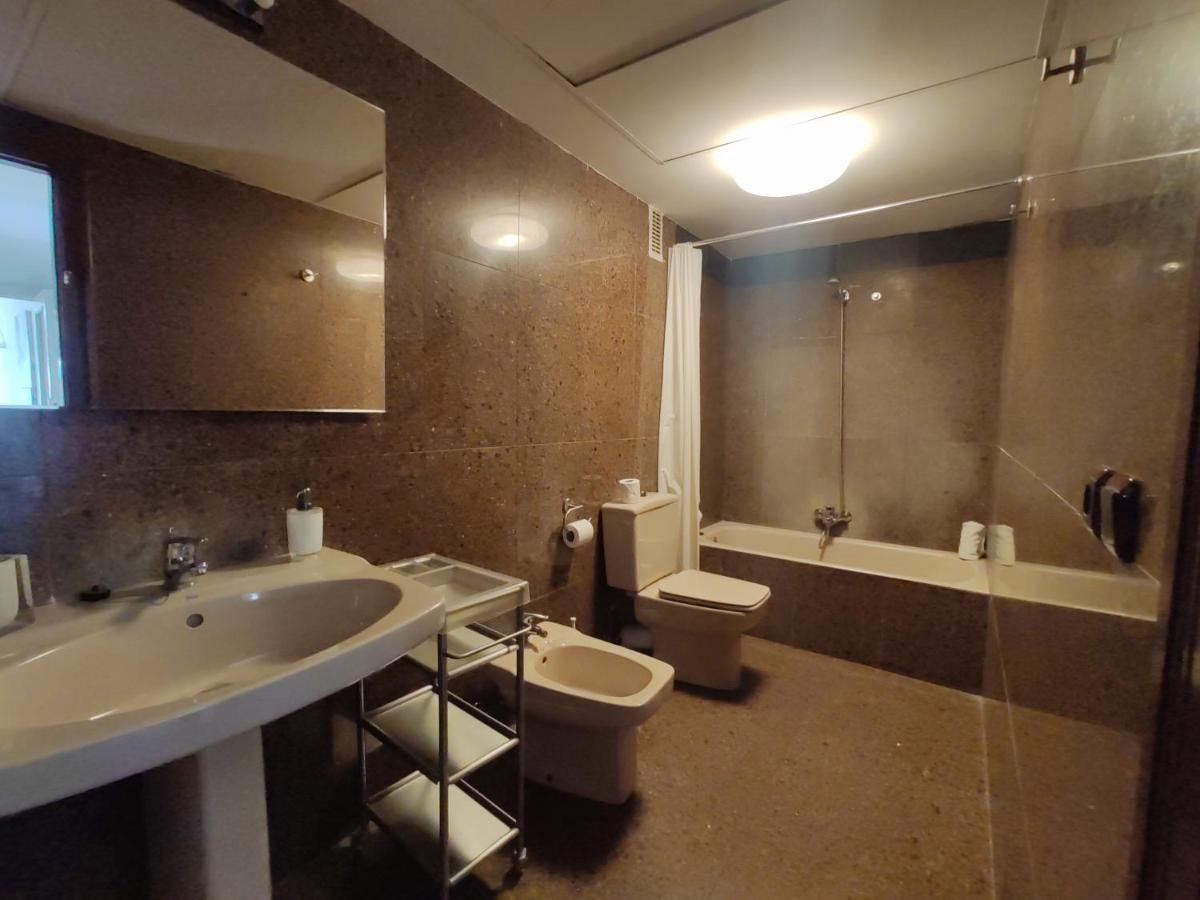 Sunny With Fantastic Terrace Views! Apartamento Valencia