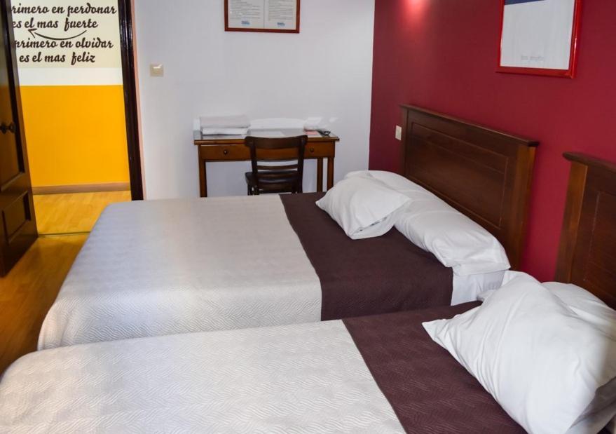 Pension Waksman Guest house *