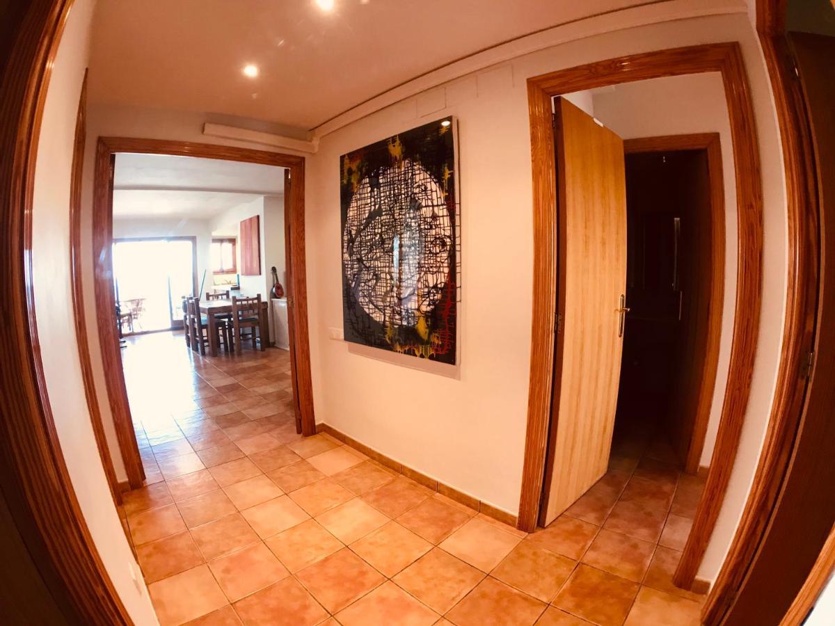 Apartamento Primera Línea De Playa. * Valencia