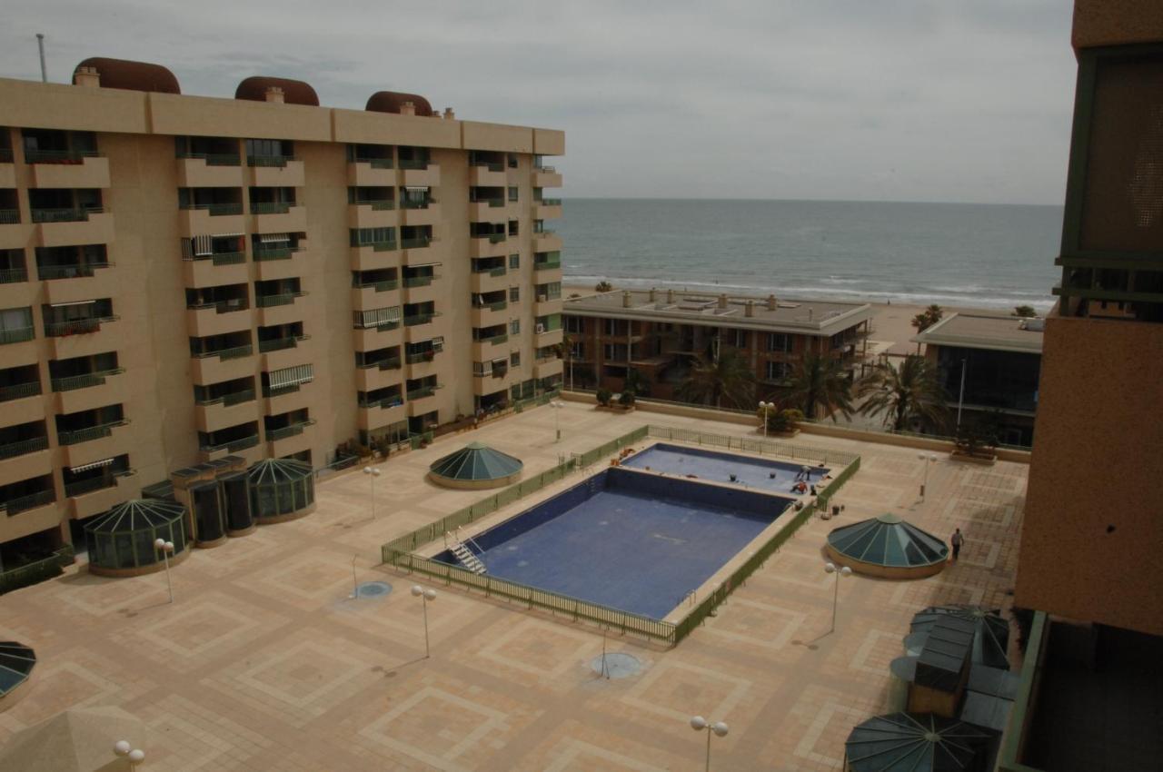 Front Sun Apartment *