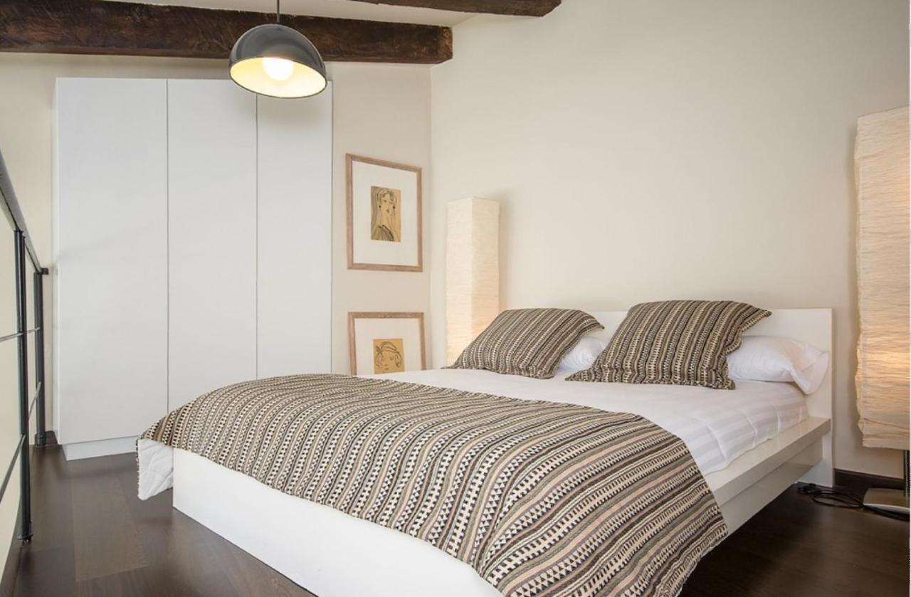 No Turistic Rental, Duplex Penthouse In The Historic Center, Valencia, Ideal For Those Looking To In The City For A Season, Including Professionals And Students * Valencia