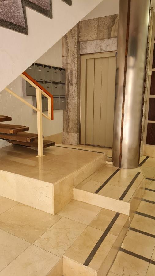 Apartamento Tiziano Mercado Central Apartment *