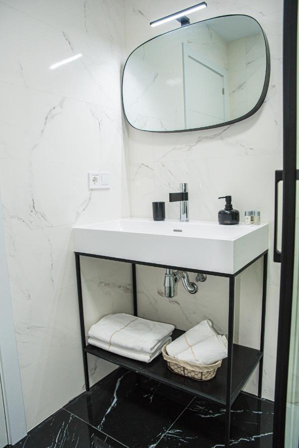 Laura Campanar Apartment