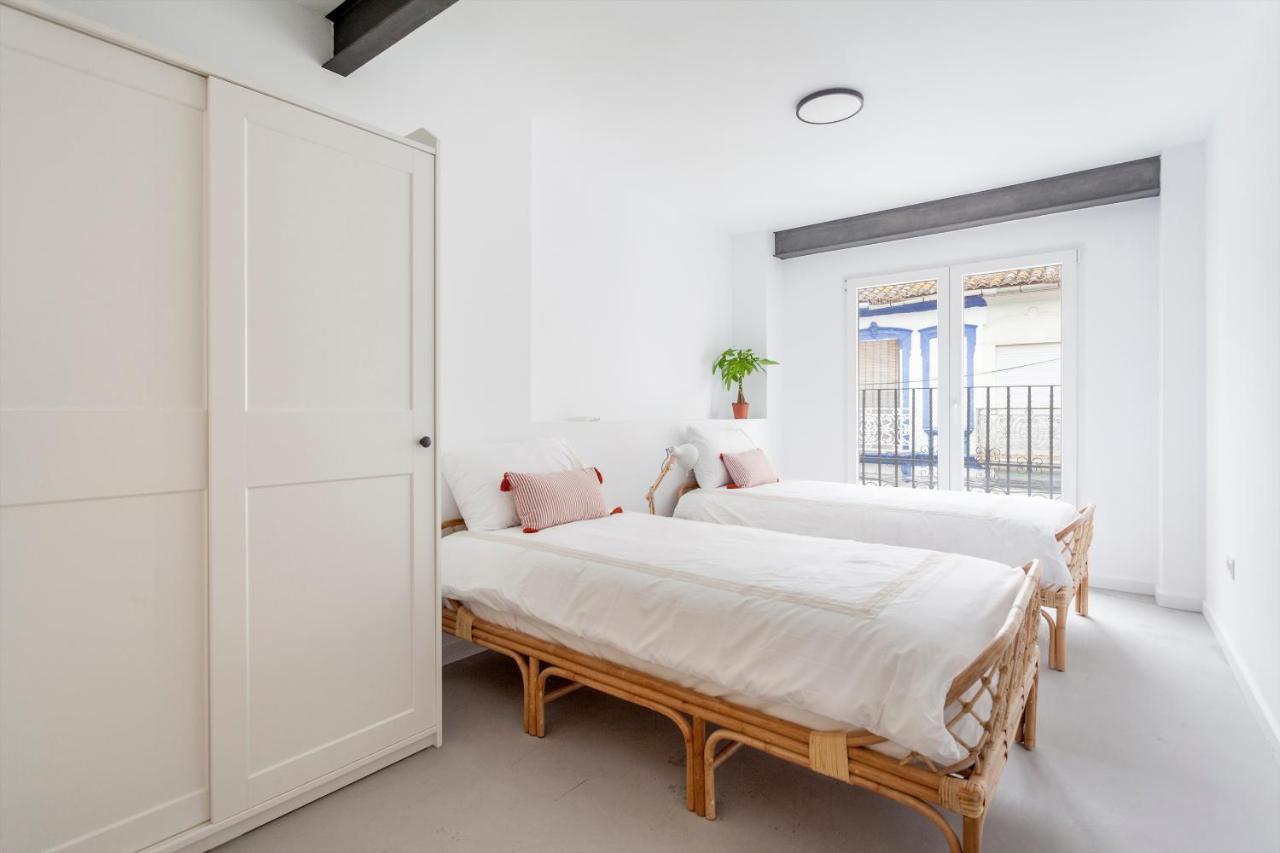 Three Floor House With Terrace Сasa de vacaciones *